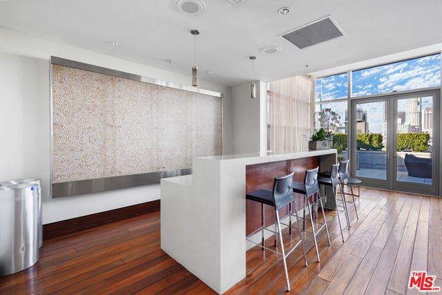 1155 S Grand Avenue 516, Los Angeles, CA 90015 — photo 23 of 31
