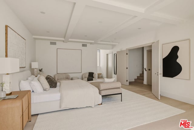 11967 Mayfield Ave 105, Los Angeles, CA 90049 — photo 30 of 59