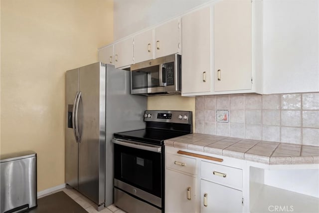 23930 Los Codona 206, Torrance, CA 90505 — photo 10 of 32
