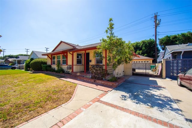 100 W Barclay, Long Beach, CA 90805 — photo 2 of 24