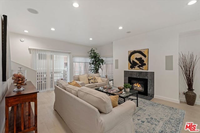 1160 Granville Avenue 108, Los Angeles, CA 90049 — photo 17 of 65