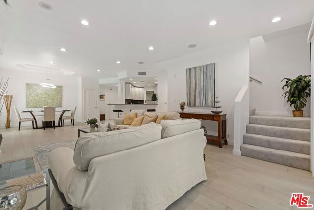 1160 Granville Avenue 108, Los Angeles, CA 90049 — photo 20 of 65