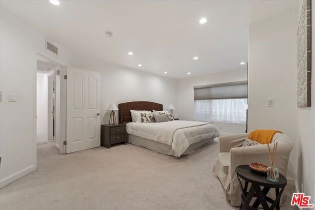 1160 Granville Avenue 108, Los Angeles, CA 90049 — photo 30 of 65