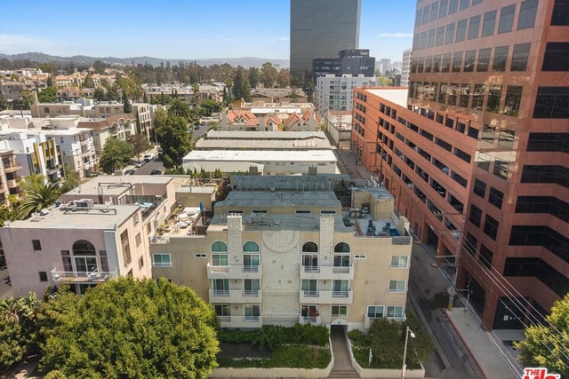 1160 Granville Avenue 108, Los Angeles, CA 90049 — photo 51 of 65