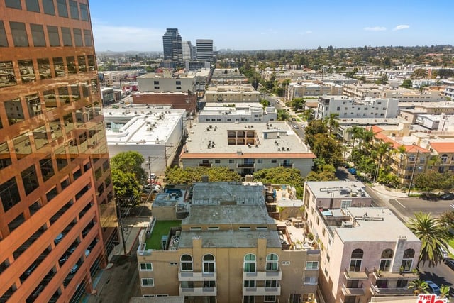 1160 Granville Avenue 108, Los Angeles, CA 90049 — photo 57 of 65