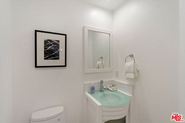 1160 Granville Avenue 108, Los Angeles, CA 90049 — photo 6 of 65