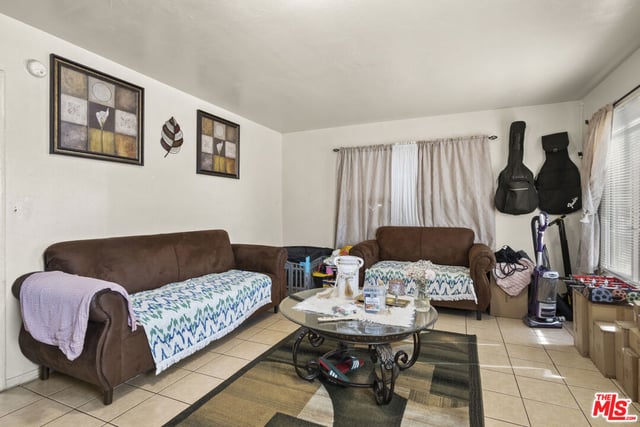 15914 S Bullis Road, Compton, CA 90221 — photo 3 of 23