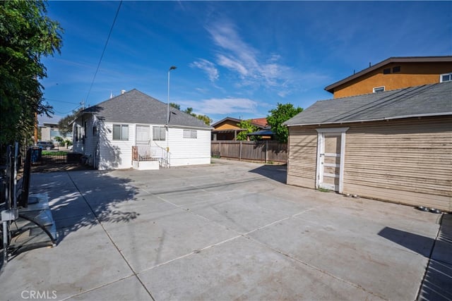 730 W 9th, Pomona, CA 91766 — photo 8 of 25