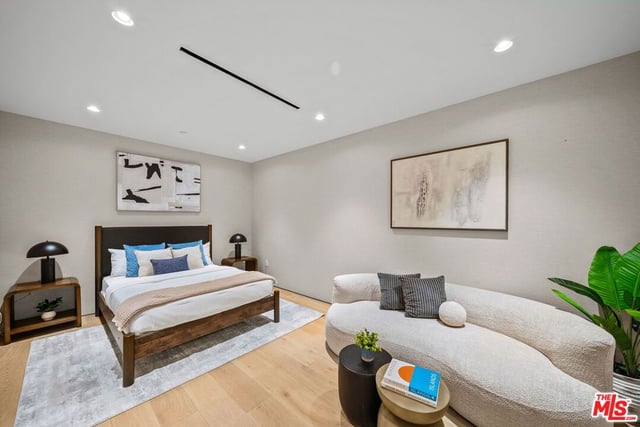 8899 Beverly Boulevard 4A, West Hollywood, CA 90048 — photo 24 of 51