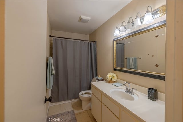 31371 The old Rd E, Castaic, CA 91384 — photo 10 of 23