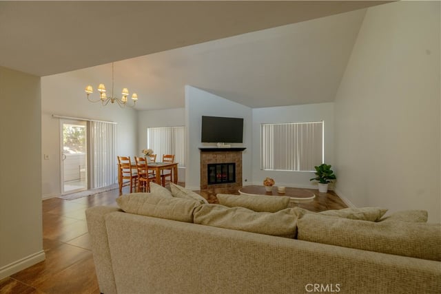 31371 The old Rd E, Castaic, CA 91384 — photo 3 of 23