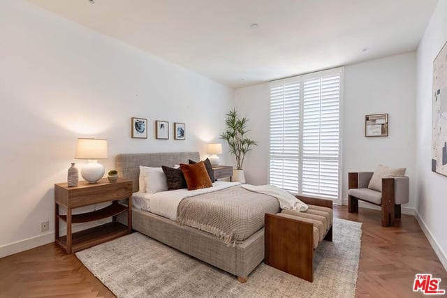 300 N Swall Drive 452, Beverly Hills, CA 90211 — photo 17 of 26