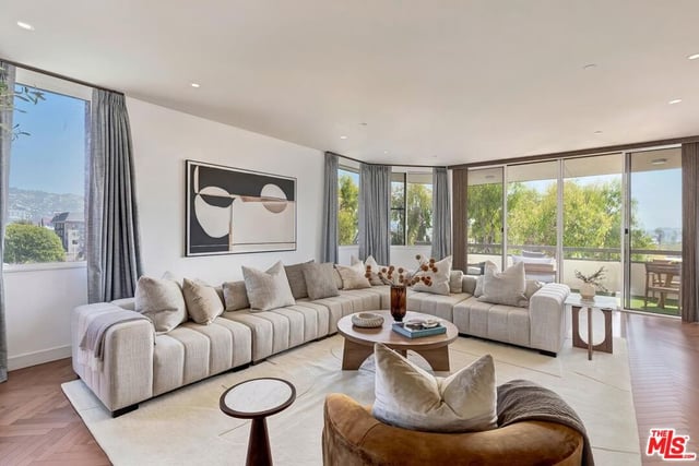 300 N Swall Drive 452, Beverly Hills, CA 90211 — photo 3 of 26
