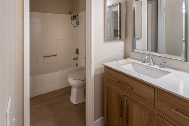 28102 Bob White Circle 4, Saugus, CA 91350 — photo 13 of 18