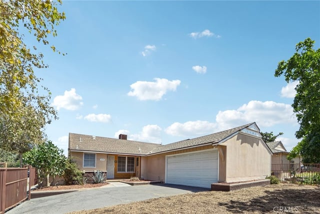 13155 Gault, Los Angeles, CA 91605 — photo 2 of 45
