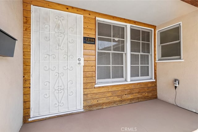 13155 Gault, Los Angeles, CA 91605 — photo 3 of 45