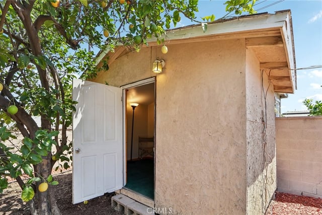 13155 Gault, Los Angeles, CA 91605 — photo 32 of 45