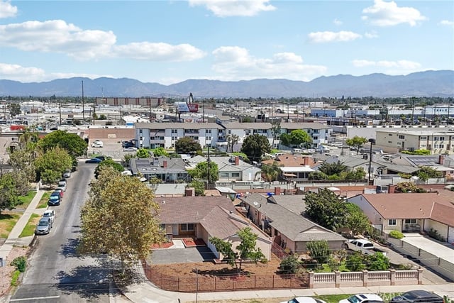 13155 Gault, Los Angeles, CA 91605 — photo 38 of 45