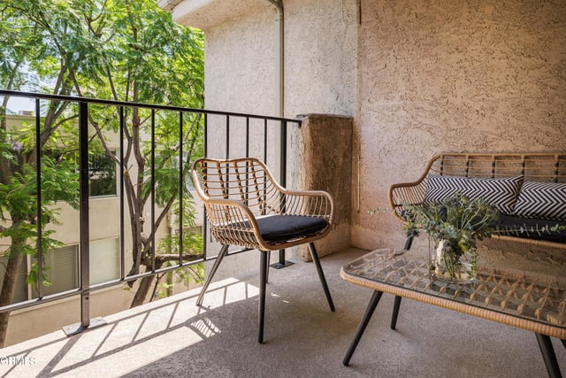 266 S Madison Avenue 308, Pasadena, CA 91101 — photo 11 of 26