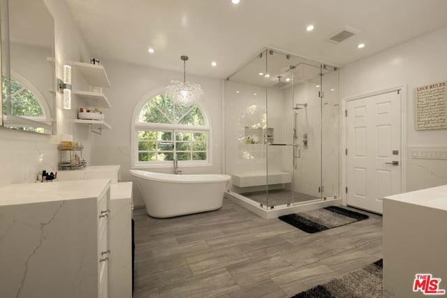 15916 Daniel Lane, Encino, CA 91436 — photo 11 of 19