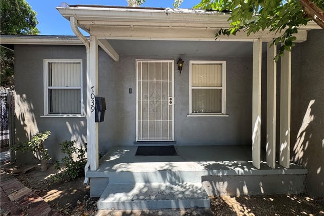 7039 Hesperia, Reseda, CA 91335 — photo 5 of 42