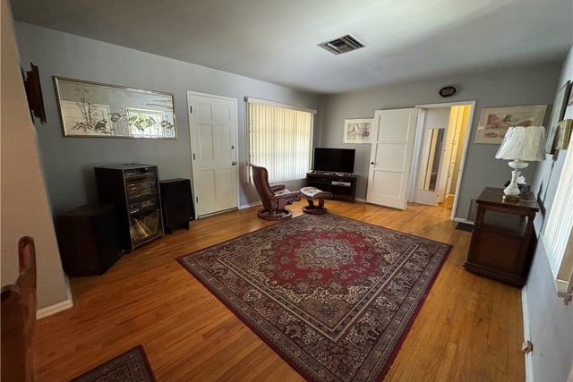 7039 Hesperia, Reseda, CA 91335 — photo 7 of 42
