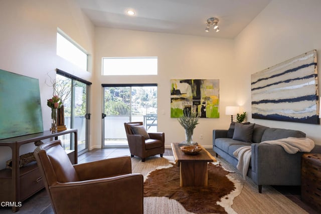 3836 De Longpre Avenue, Los Angeles, CA 90027 — photo 18 of 43