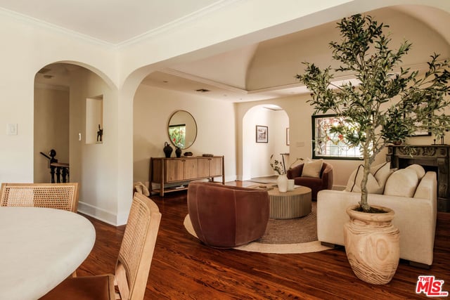 6750 Wedgewood Place, Los Angeles, CA 90068 — photo 11 of 37