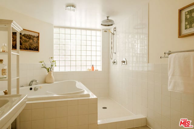 6750 Wedgewood Place, Los Angeles, CA 90068 — photo 30 of 37