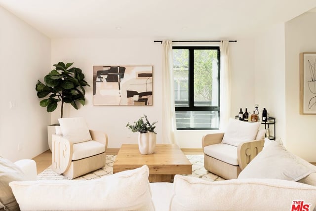 9064 Harland Avenue, West Hollywood, CA 90069 — photo 10 of 31