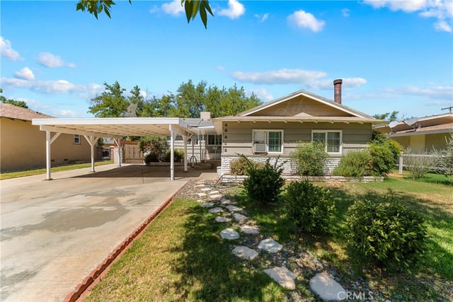 44449 Loneoak, Lancaster, CA 93534 — photo 3 of 41