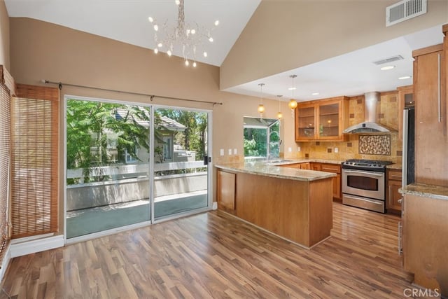 26105 Mcbean Pkwy Unit 64, Valencia, CA 91355 — photo 11 of 37