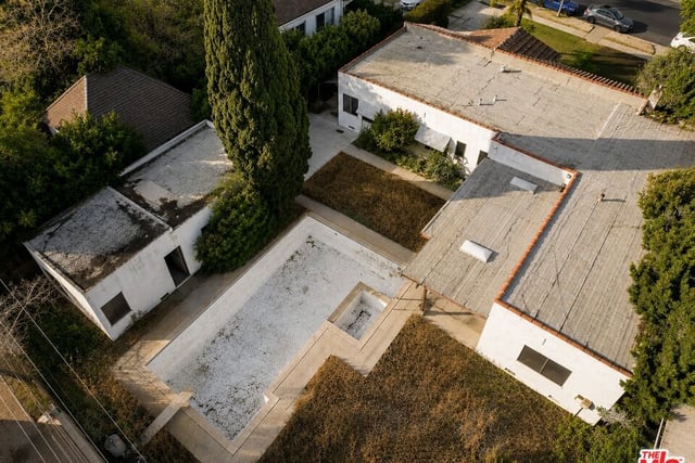 513 N Rexford Drive, Beverly Hills, CA 90210 — photo 15 of 18