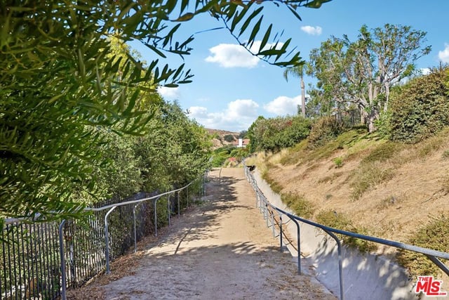 17807 Tuscan Drive, Los Angeles, CA 91344 — photo 49 of 59