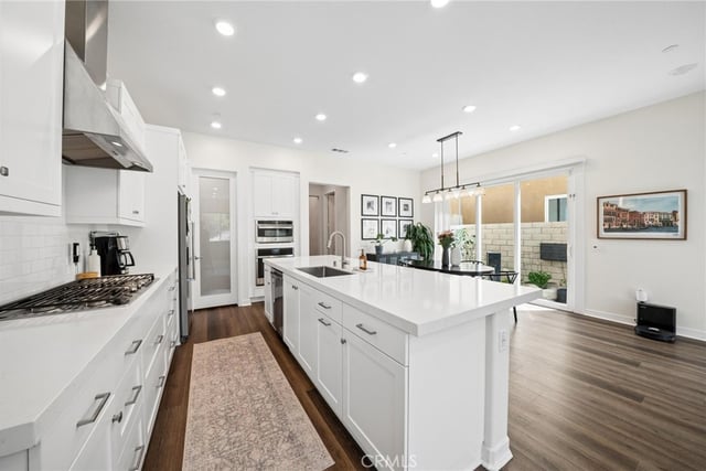 27262 Narrowleaf Willow Lane, Valencia, CA 91381 — photo 4 of 22