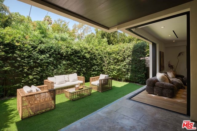 527 Norwich Drive, West Hollywood, CA 90048 — photo 12 of 21
