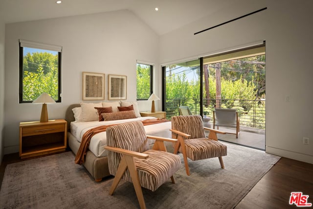 527 Norwich Drive, West Hollywood, CA 90048 — photo 17 of 21