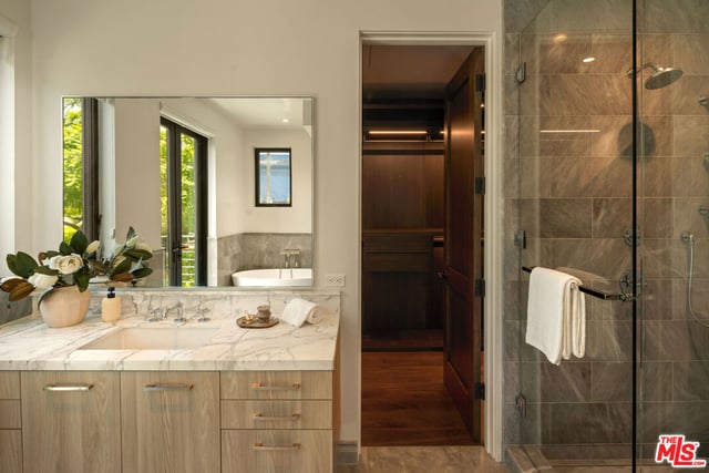 527 Norwich Drive, West Hollywood, CA 90048 — photo 18 of 21