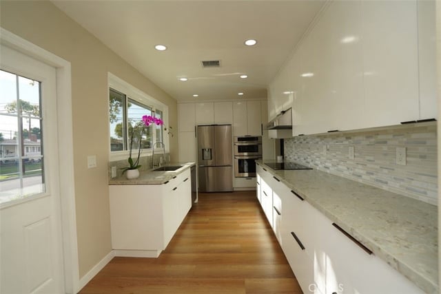 6702 E El Progreso Street, Long Beach, CA 90815 — photo 6 of 63