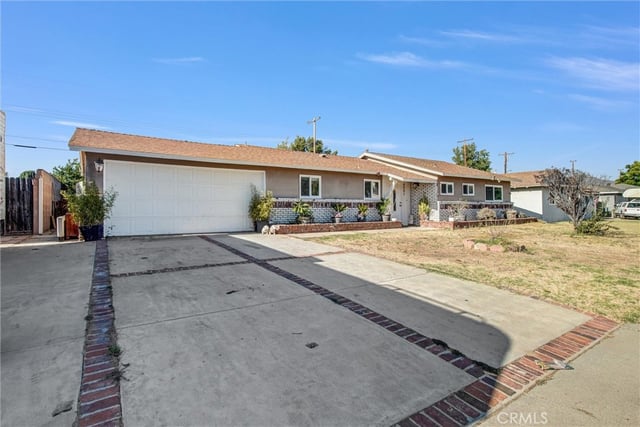 4063 Gertrude, Simi Valley, CA 93063 — photo 3 of 28