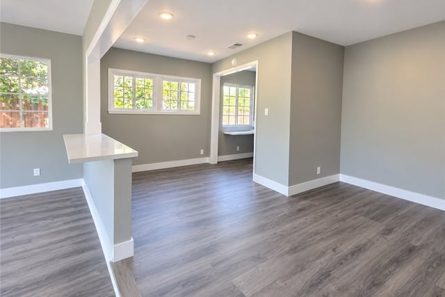 17001 Cantara, Lake Balboa, CA 91406 — photo 10 of 32