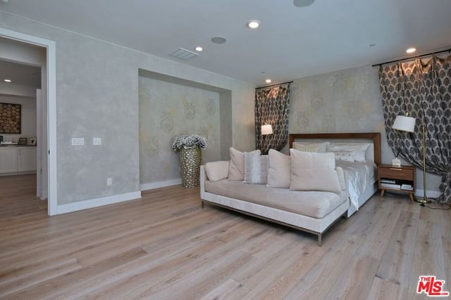 20779 W Liana Court, Porter Ranch, CA 91326 — photo 38 of 60