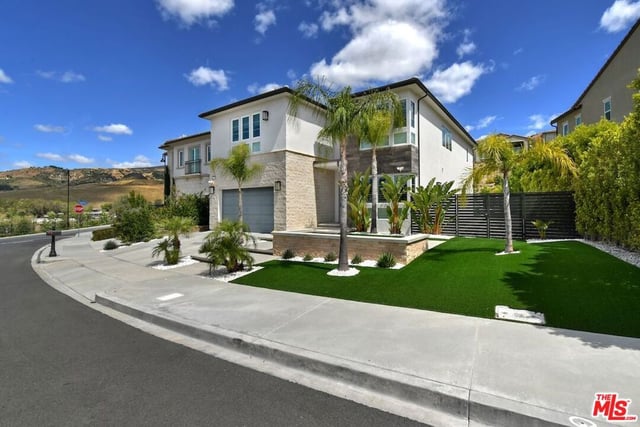 20779 W Liana Court, Porter Ranch, CA 91326 — photo 4 of 60