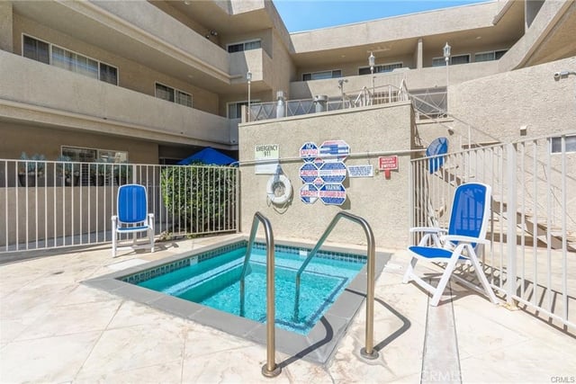 4647 Willis Avenue 220, Sherman Oaks, CA 91403 — photo 10 of 14