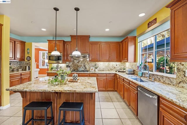 1708 La Pergola Dr, Brentwood, CA 94513 — photo 16 of 58