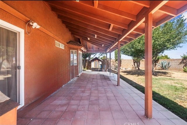 733 E Avenue J12, Lancaster, CA 93535 — photo 11 of 36