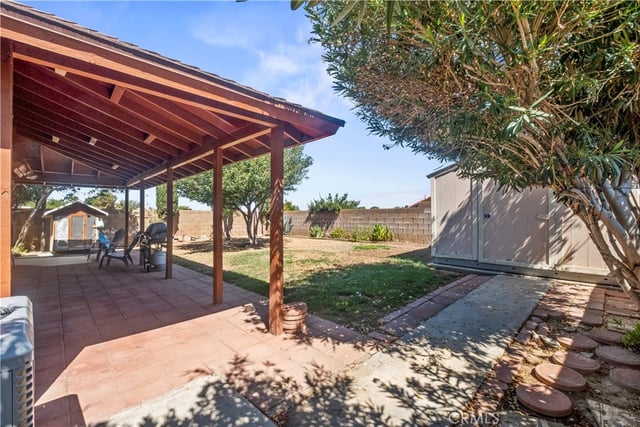 733 E Avenue J12, Lancaster, CA 93535 — photo 15 of 36