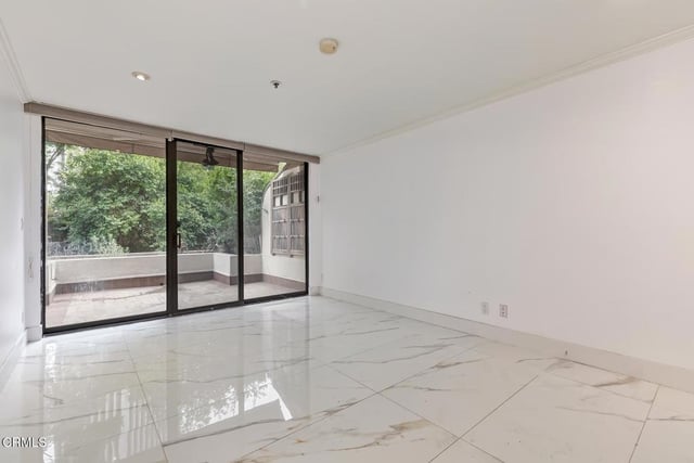 121 S Hope Street 11, Los Angeles, CA 90012 — photo 18 of 38