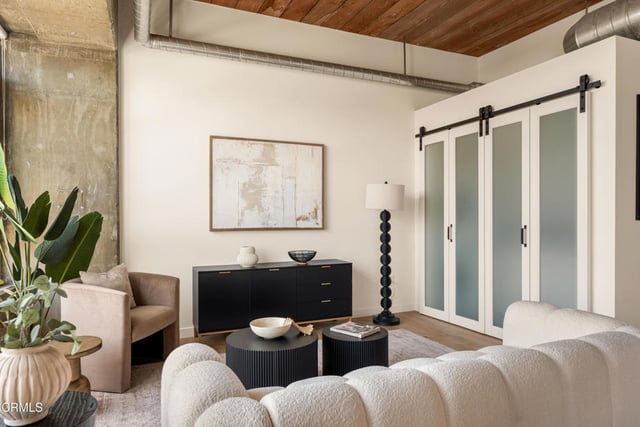 530 S Hewitt Street 455, Los Angeles, CA 90013 — photo 5 of 44