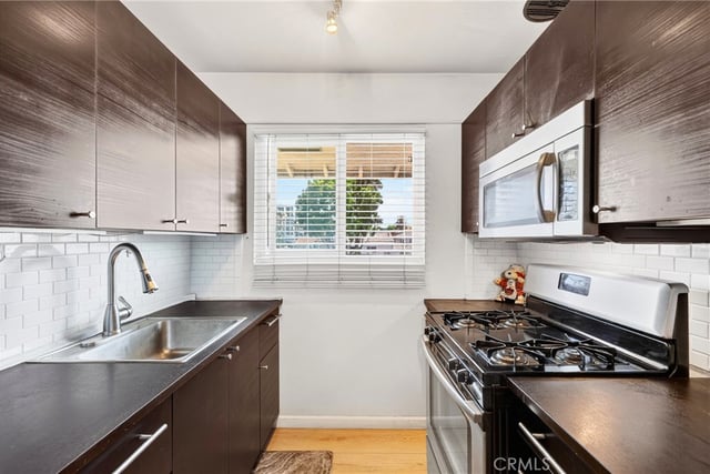 815 Pacific Avenue 6, Long Beach, CA 90813 — photo 9 of 28